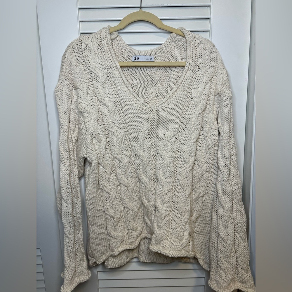 Zara Chunky Knit sweater